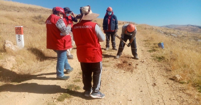 Contraloría detectó inaplicación de penalidades por retraso injustificado en construcción de caminos vecinales en Chupaca