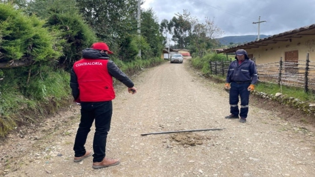 Auditores verifican in situ servicio de camino vecinal en San Marcos