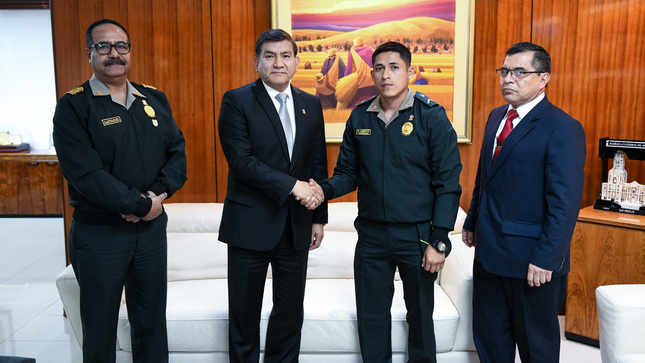 Ministro Morán respaldó a policía que enfrenta pedido de 7 años de prisión por disparar a ladrón.
