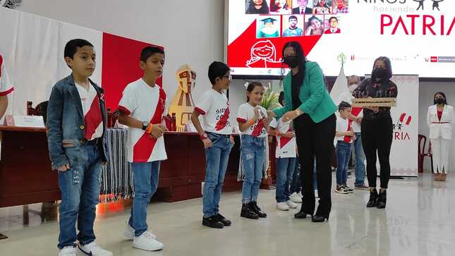 Amazonas: Ministerio de Cultura otorga reconocimiento a niños autores de libro de cuentos ‘Herencia’