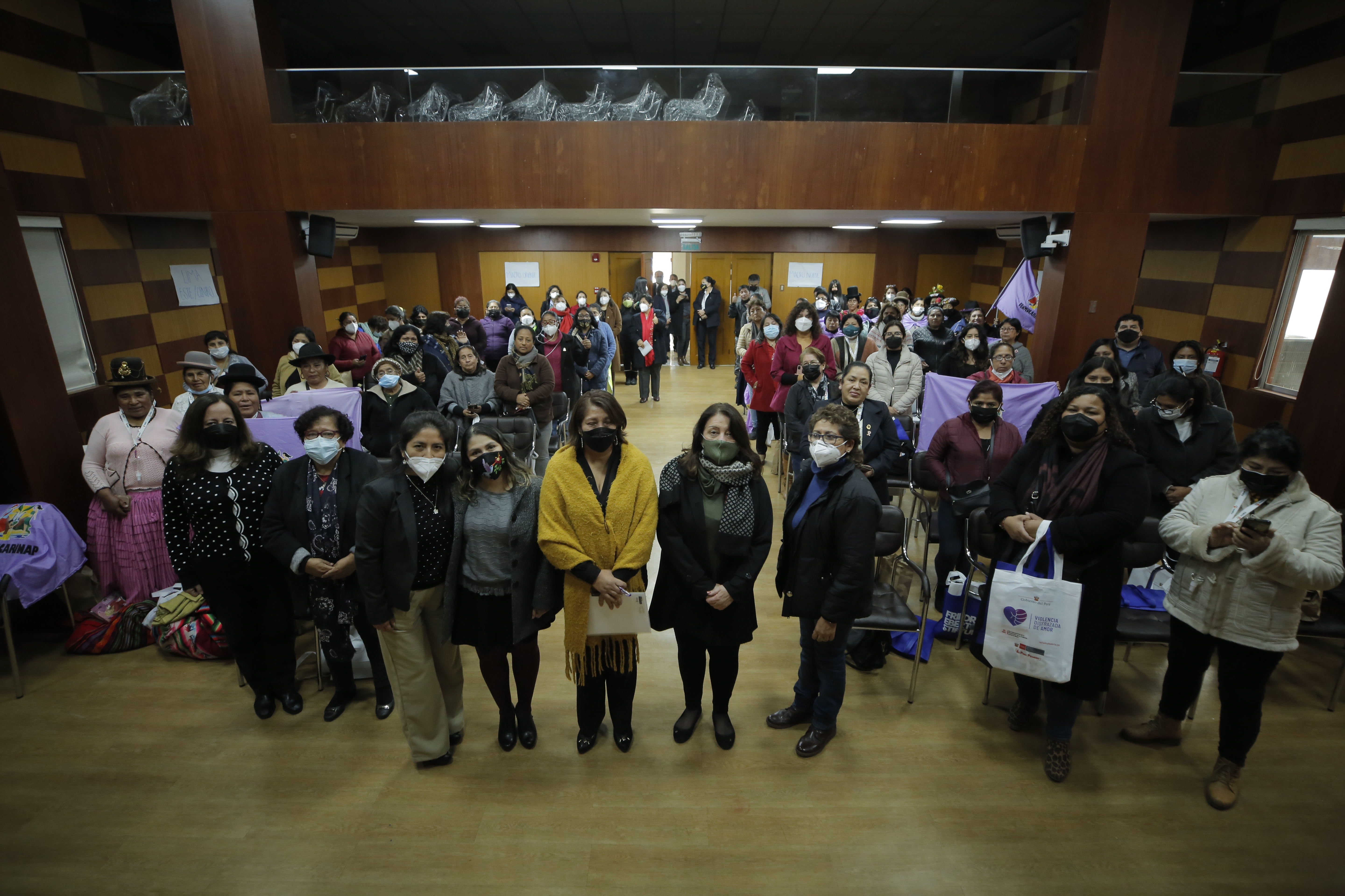 Diálogo de cuidados con organizaciones de mujeres del campo y la ciudad
