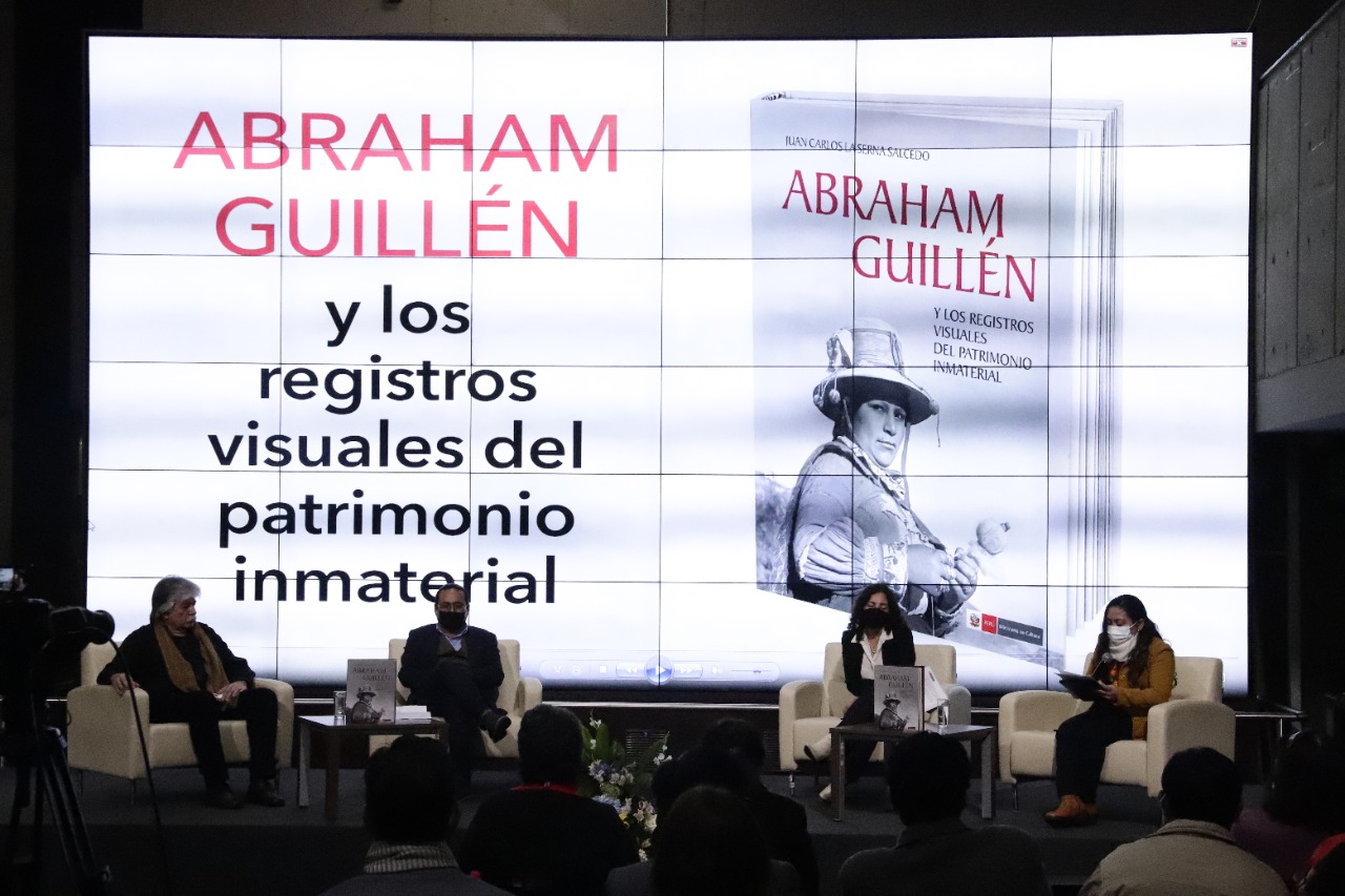 Ministerio de Cultura presentó libro sobre la obra de Abraham Guillén, primer fotógrafo de la cultura peruana