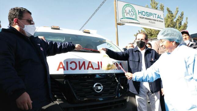 Ayacucho: Minsa entrega moderna ambulancia tipo II al Hospital Felipe Huamán Poma de Ayala - Puquio