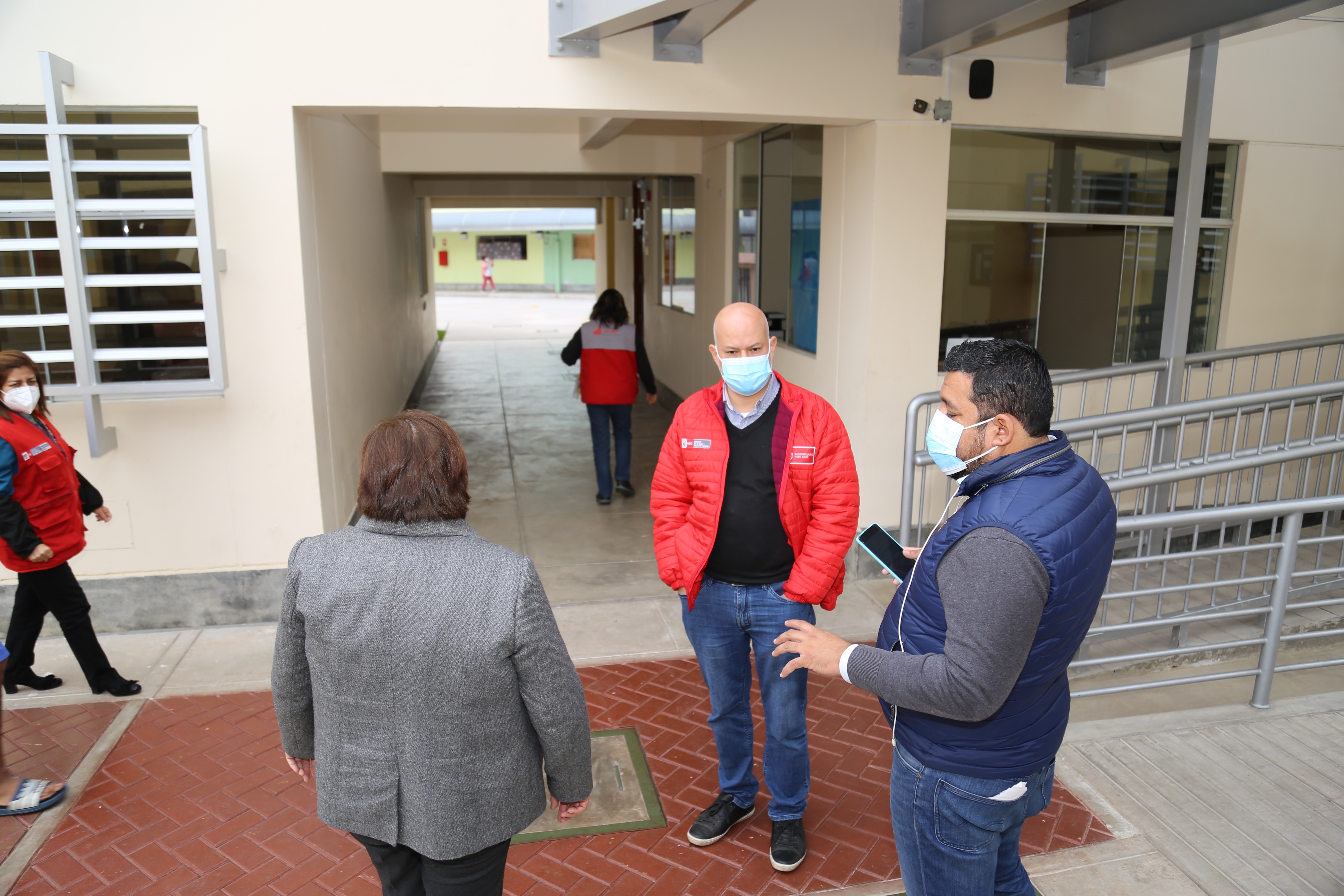 Director ejecutivo del Inabif supervisa calidad de servicios en CAR San Antonio