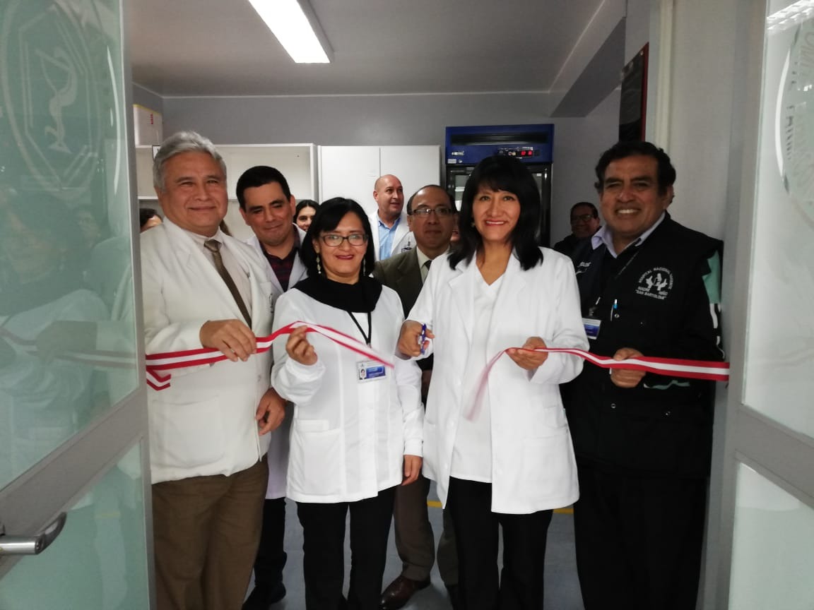 Se ve la farmacia del hospital