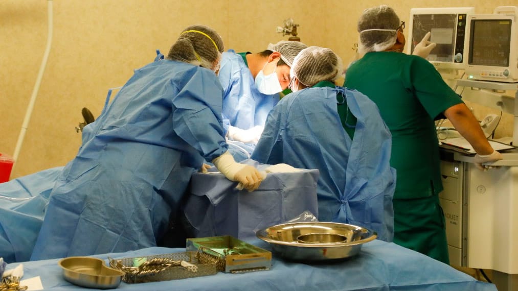 Centro Quirúrgico del INR inició período de intervenciones quirúrgicas que quedaron en lista de espera por la COVID-19