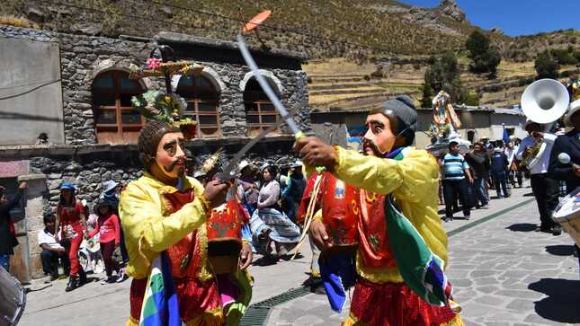 Ministerio de Cultura declaró Patrimonio Cultural de la Nación a la danza Turko tusuy de Caylloma