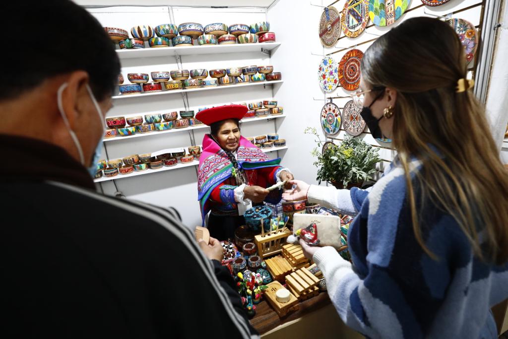 Ministra de Cultura: “Se continúa la venta de boletos a Machupicchu, pero sin exceder las 4044 personas por día”