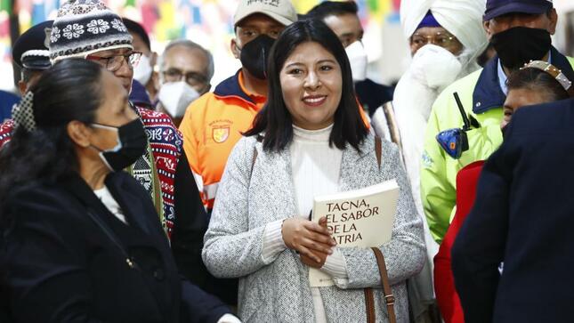 Ministra de Cultura: “Hay que voltear la página y trabajar en beneficio del país”
