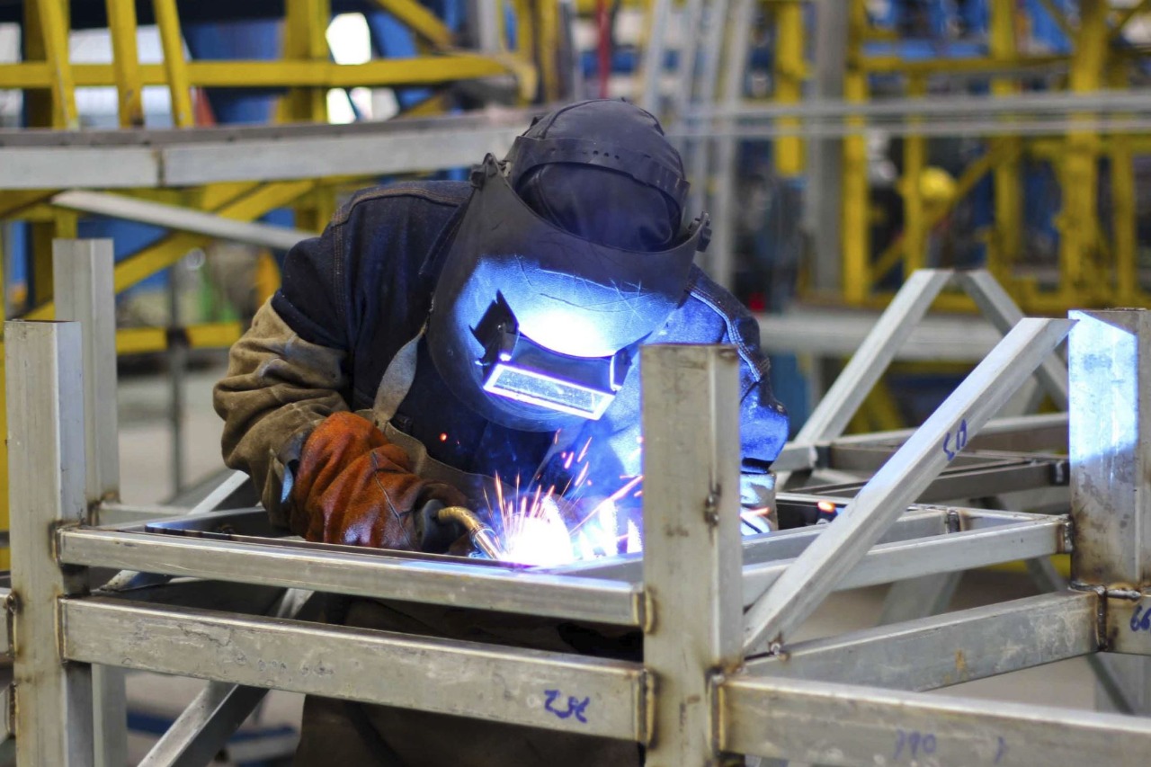 Imagen de trabajador del sector metalurgia