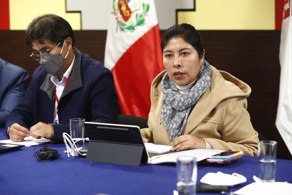 Ministra de Cultura anuncia visita a Machupicchu para definir acciones sobre su protección y salvaguarda