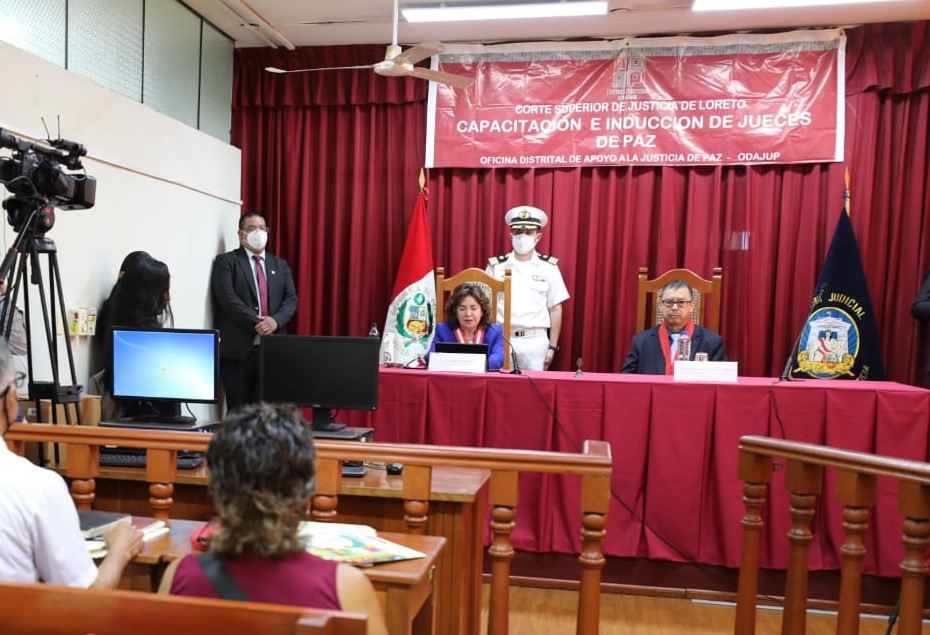Presidenta del Poder Judicial, Elvia Barrios Alvarado, en la CSJ de Loreto.