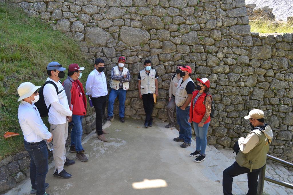Ministerio de Cultura en conjunto con Mincetur y Minam realizaron visita técnica a la Llaqta de Machupicchu