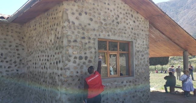 Auditor supervisa refugio de área recreacional turística del Árbol Antiguo, en la localidad de Mal Paso, distrito de Tinco - Carhuaz