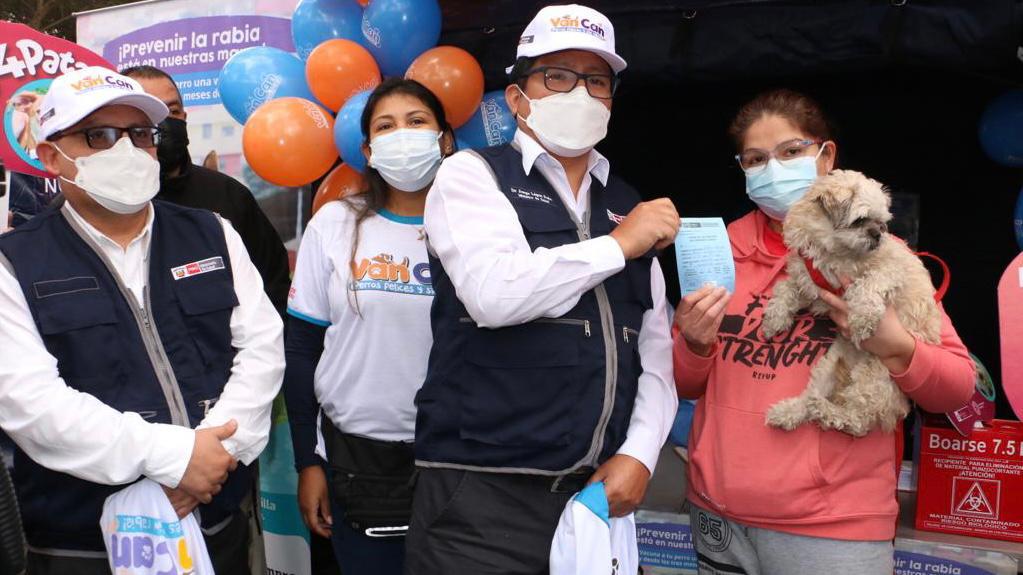 Minsa despliega más de 24 mil brigadas en la campaña de vacunación antirrábica canina VanCan 2022
