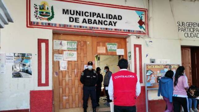 Contraloría: Funcionarios autorizaron irregularmente reducciones de multas por infracciones al transporte
