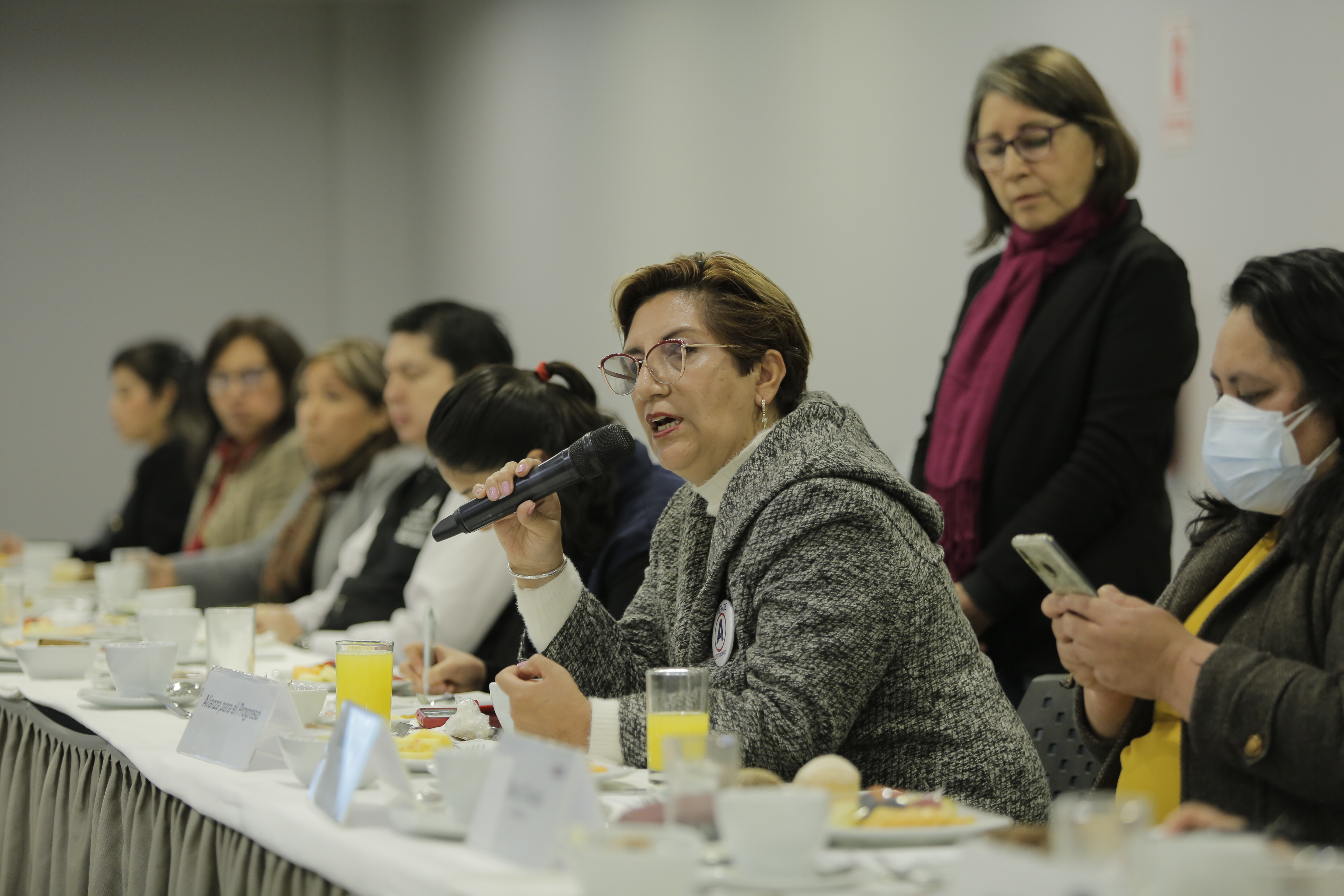 Compromiso contra el acoso político a las mujeres