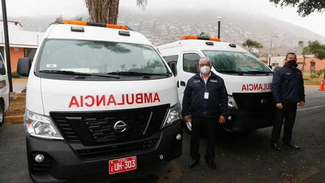 Diris de Lima Metropolitana fortalecen su capacidad de asistencia médica con 17 nuevas ambulancias