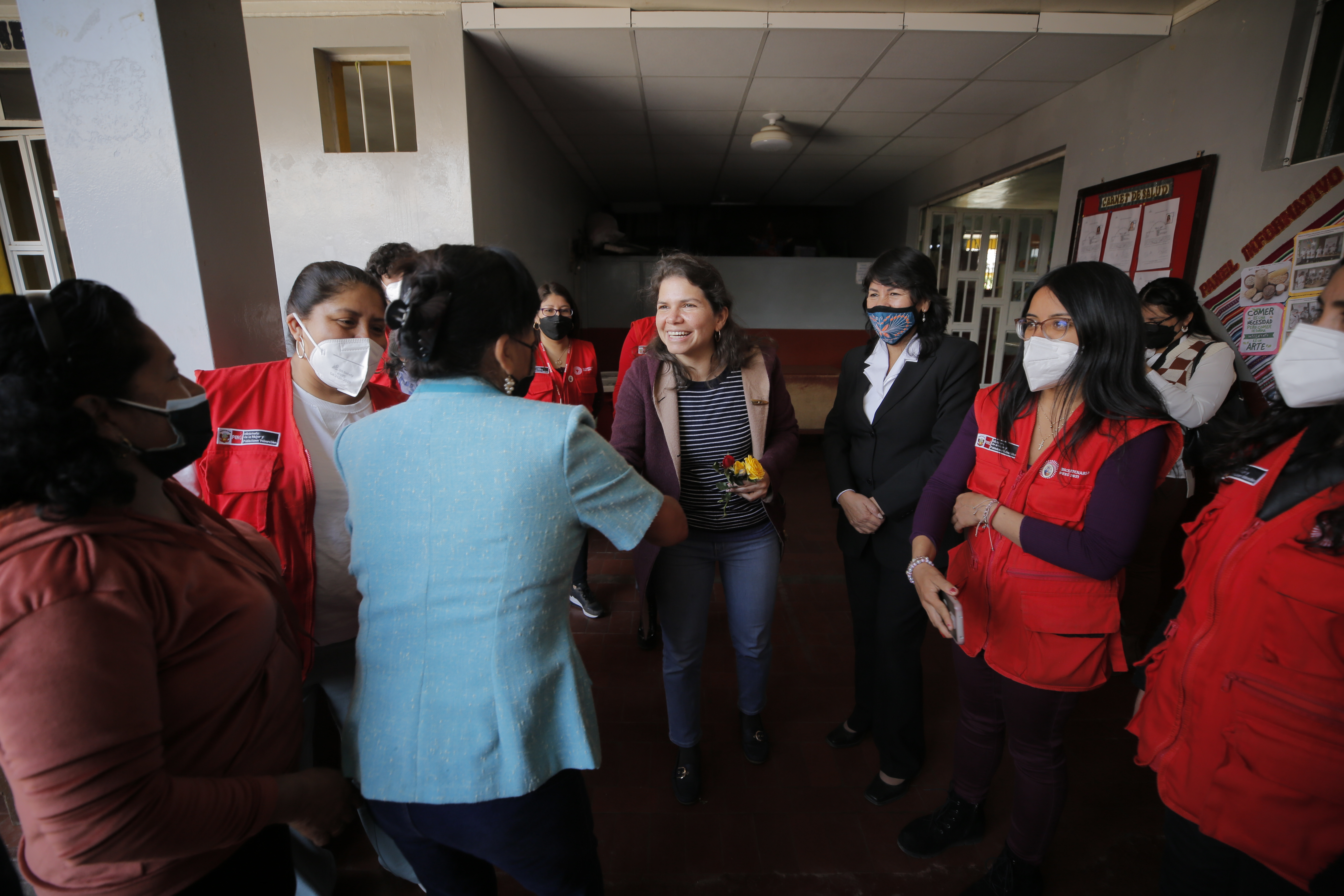 Visita de la ministra Claudia Davila a Ayacucho