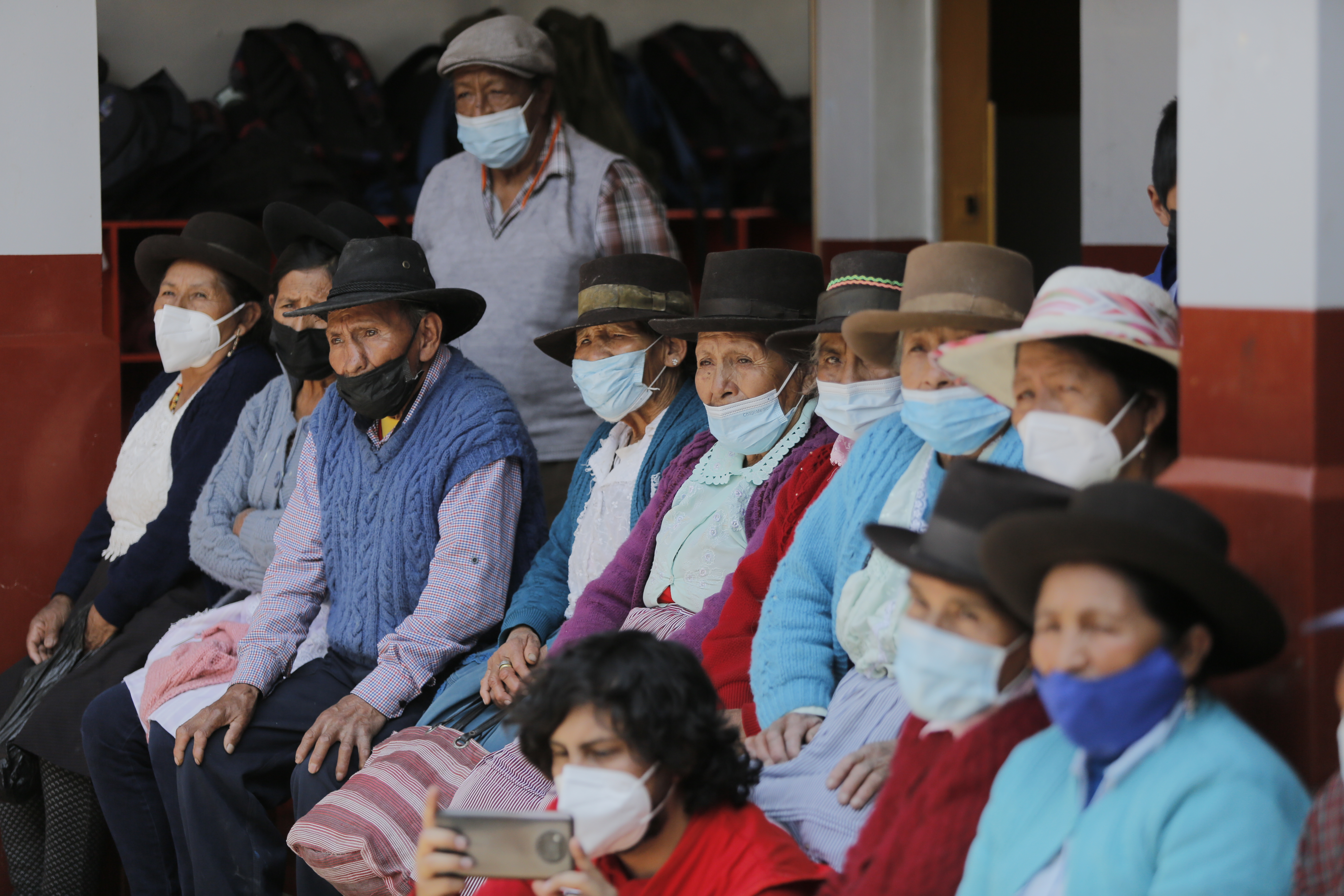 Visita de la ministra Claudia Davila a Ayacucho