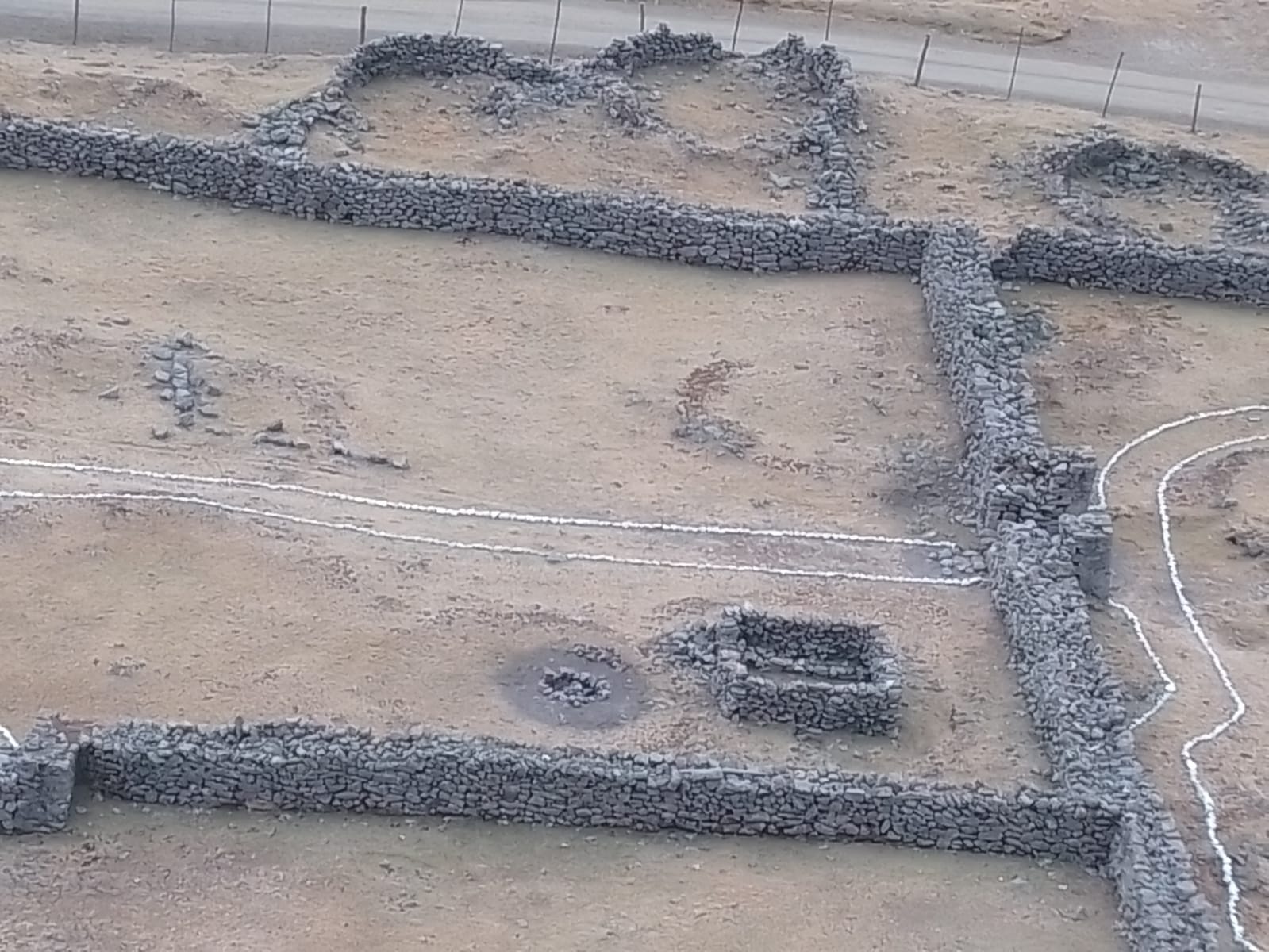 Pasco: Realizan limpieza y mantenimiento del Monumento Arqueológico de Pueblo Viejo