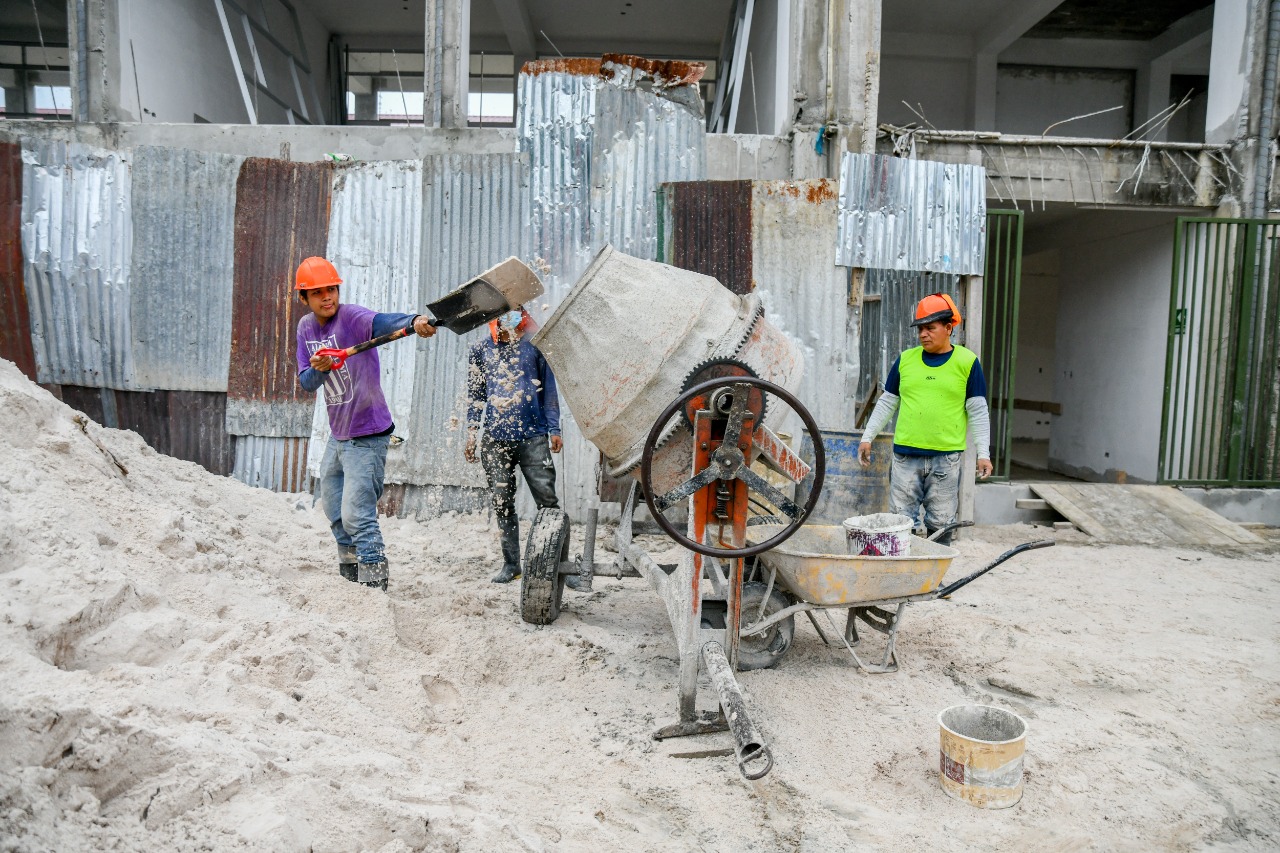 Archivo de imagen .jfif, título de imagen CONTINÚA LA CONSTRUCCIÓN DEL COLEGIO ROSA AGUSTINA DONAYRE DE MOREY. 