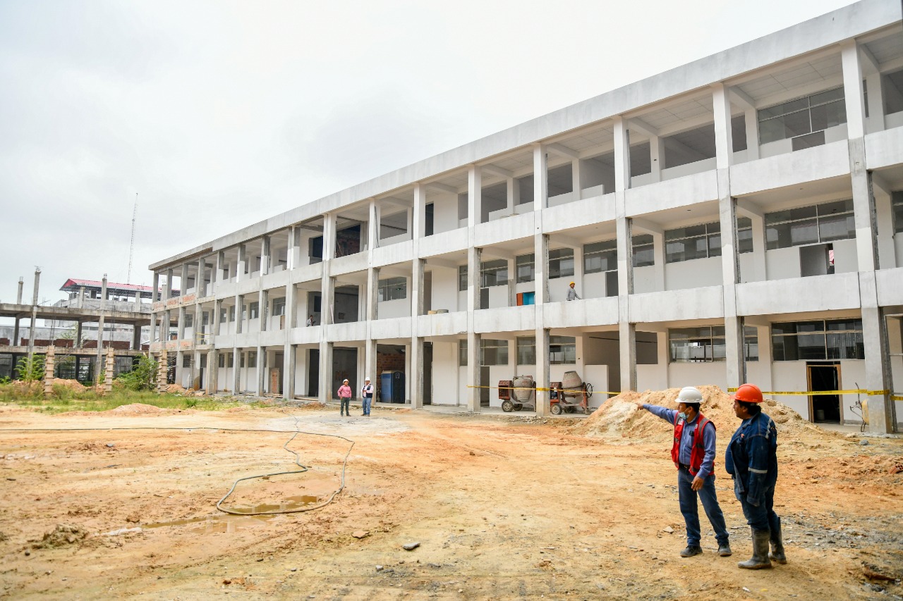 Archivo de imagen .jfif, título de imagen CONTINÚA LA CONSTRUCCIÓN DEL COLEGIO ROSA AGUSTINA DONAYRE DE MOREY. 
