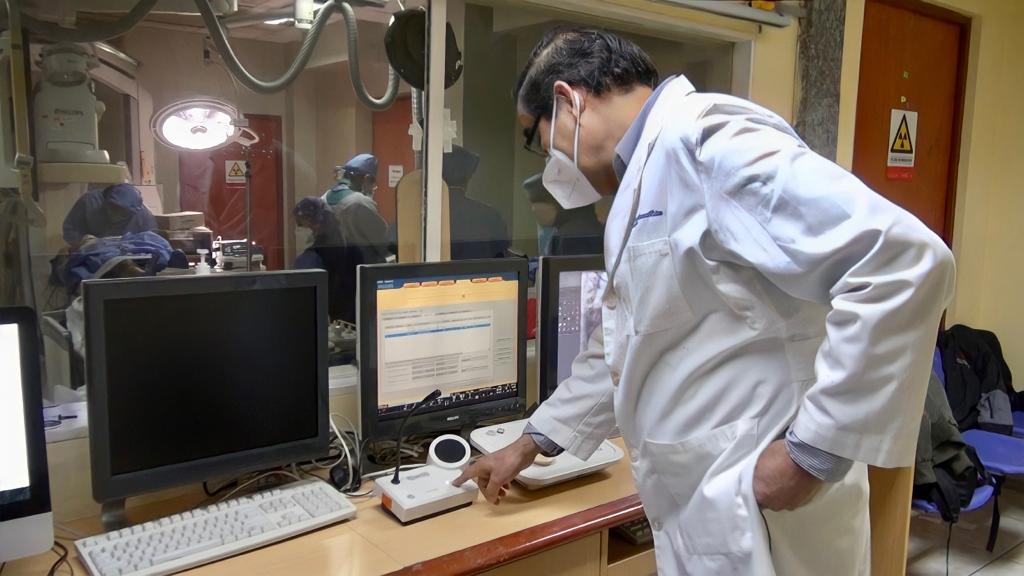 Pacientes con arritmias cardiacas son operados con éxito gracias a donación de marcapasos y cardio desfibriladores