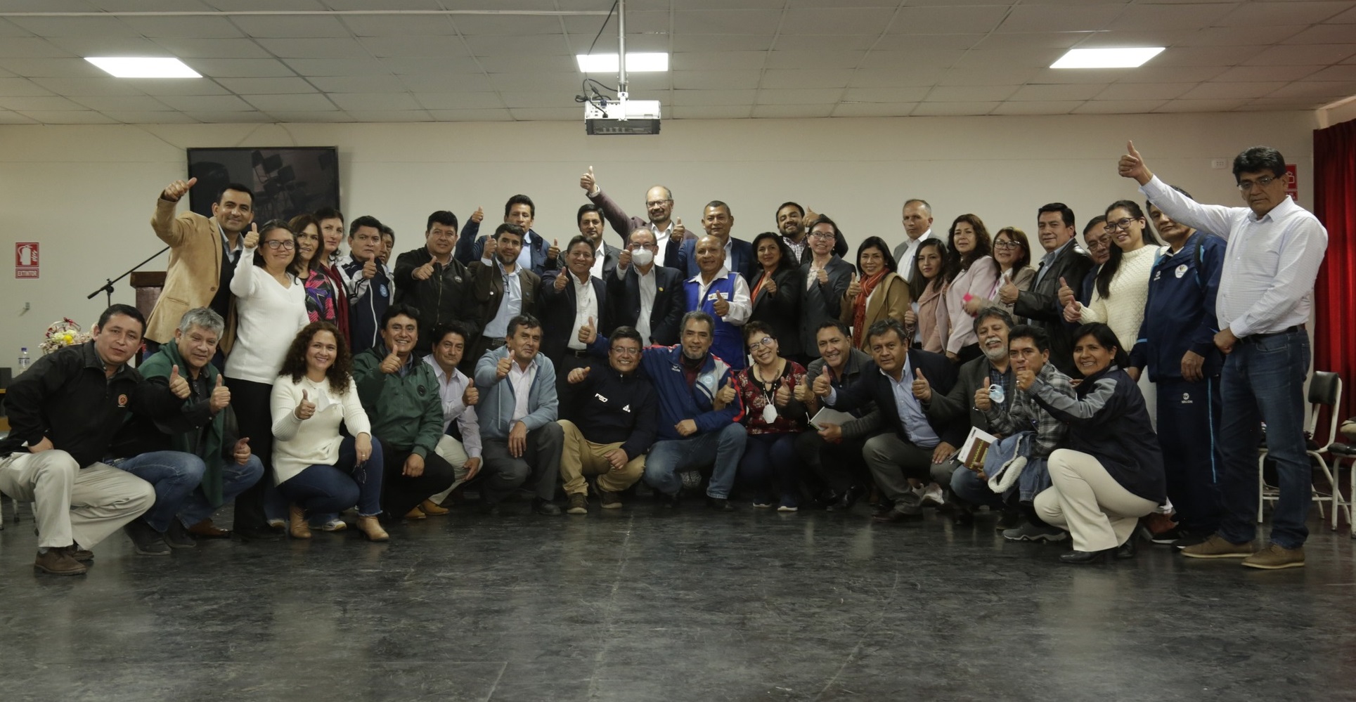 La Dirección Regional de Educación (DRE) de Cajamarca realizó la Jornada de capacitación a formadores para el proceso de validación y consolidado del PER Cajamarca al 2036, en la que participaron más de 40 maestros de las 13 unidades de gestión educativa local (UGEL) de la región, junto a directores, jefes de gestión pedagógica y especialistas.