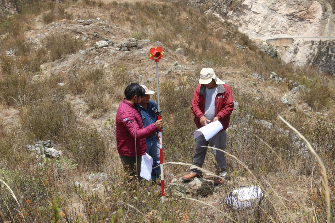 La Libertad: Preparan proyecto arqueológico en el Subsector Funerario 1 del Sitio Cerro Miraflores