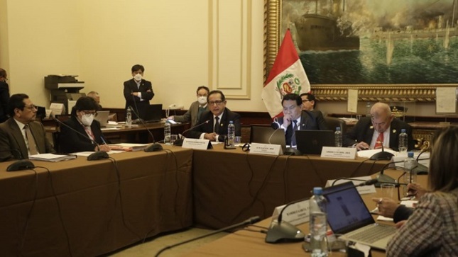 La Contraloría General de la República presentó los resultados de la auditoría a la Cuenta General de la República del año 2021 ante la Comisión de Presupuesto y Cuenta General de la República del Congreso. Es de indicar, que la Cuenta General de la República 2021 comprendió la información financiera y presupuestaria de 2414 entidades integradas de los tres niveles de gobierno, empresas estatales y organizaciones que administran recursos públicos, de un universo total de 2431 entidades a nivel nacional.