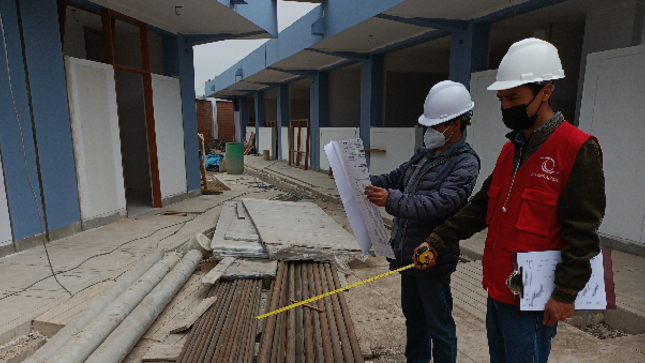 La Contraloría General alertó riesgos en las obras de mejoramiento del servicio educativo de cuatro centros escolares del nivel inicial, a cargo del Gobierno Regional de Lambayeque, por un monto total que asciende a S/ 7 907 838. Se trata de las Instituciones Educativas (II.EE.) N° 028 Teresa de Liseux de 9 de Octubre (distrito de Chiclayo) y N° 039 “Jesús Mi Amigo” de Túpac Amaru (distrito de Lagunas), ambas pertenecientes a la provincia de Chiclayo; así como de las II.EE. N° 103 (distrito de Pítipo) y N° 141 del caserío Chilasque (distrito de Cañaris), provincia de Ferreñafe.