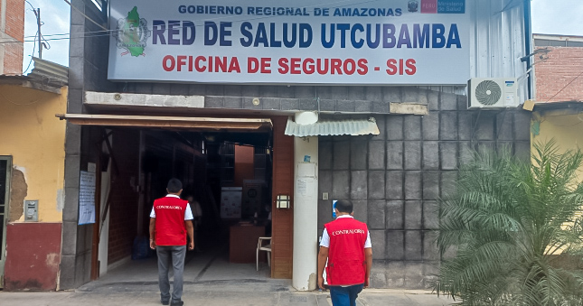 La Contraloría General detectó que en el marco de la emergencia nacional sanitaria por la COVID-19, la Red de Salud Utcubamba otorgó una bonificación extraordinaria a personal administrativo que no le correspondía, lo que generó un perjuicio económico para la entidad de S/ 53 150. Se identificó presunta responsabilidad civil y administrativa en un funcionario y cuatro exservidores públicos.