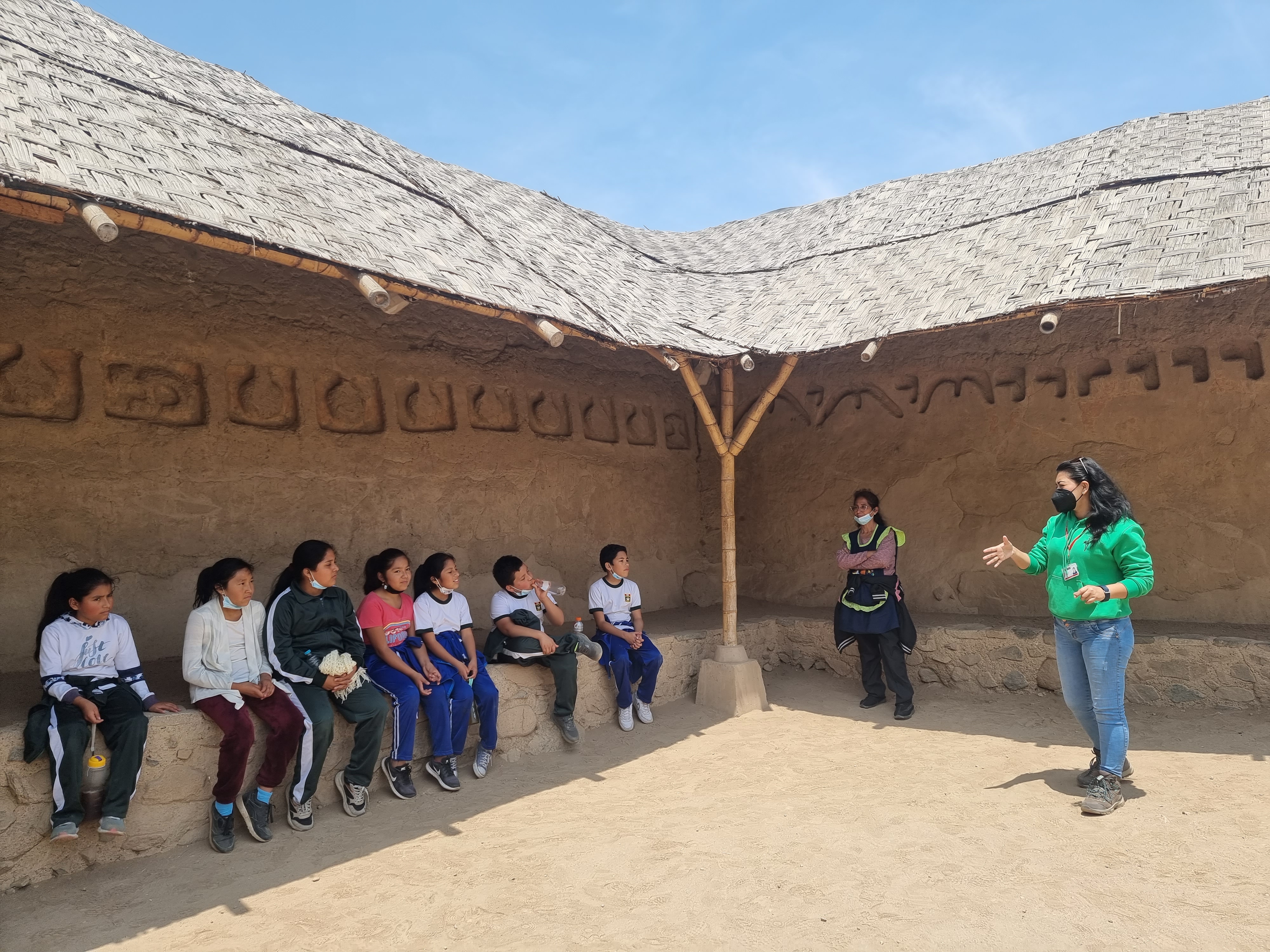 Escolares visitaron el circuito accesible para personas con discapacidad visual en la zona arqueológica Huaycán de Cieneguilla