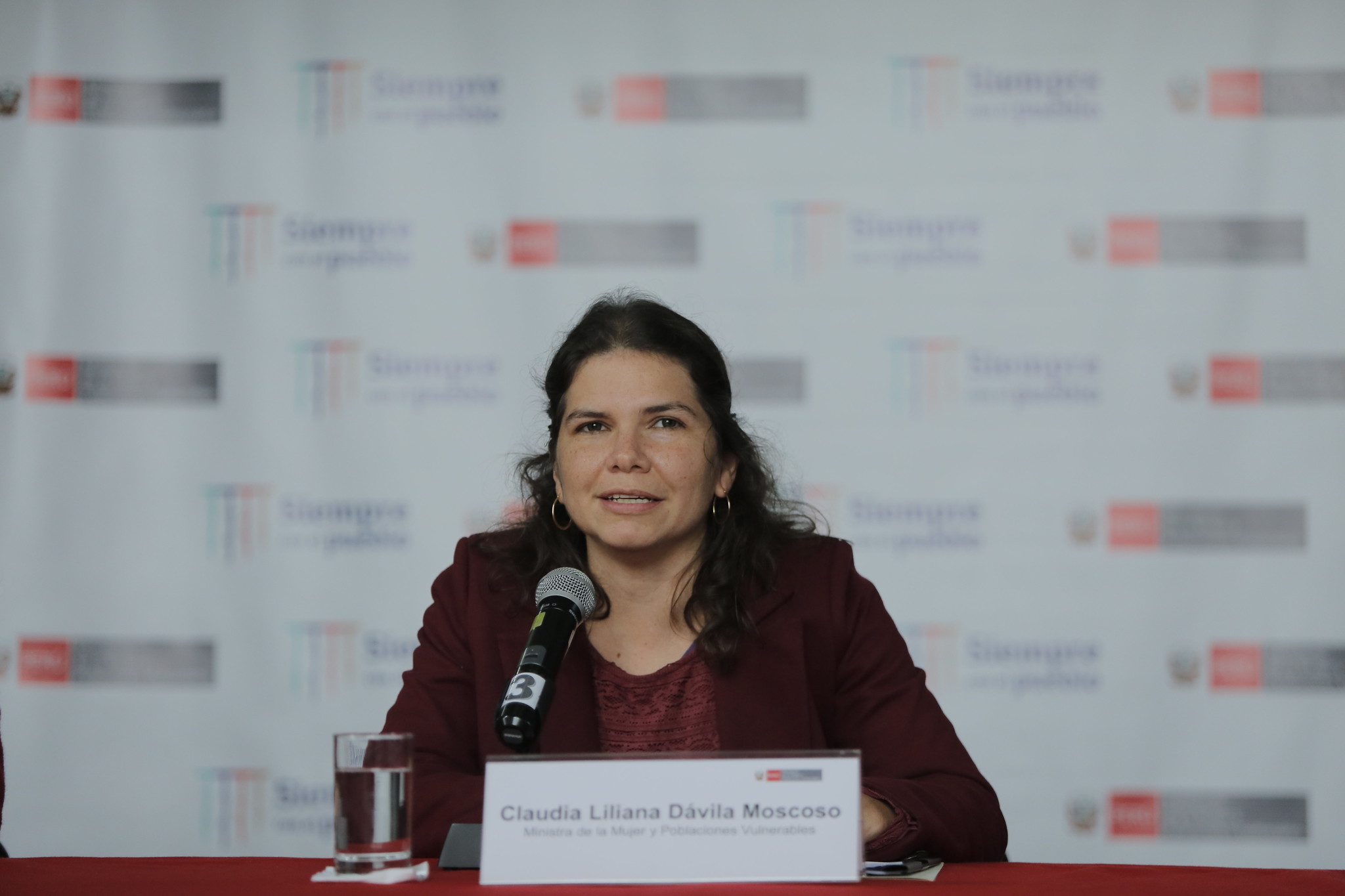 Ministra Claudia Dávila anuncia acciones de prevención ante casos de feminicidio