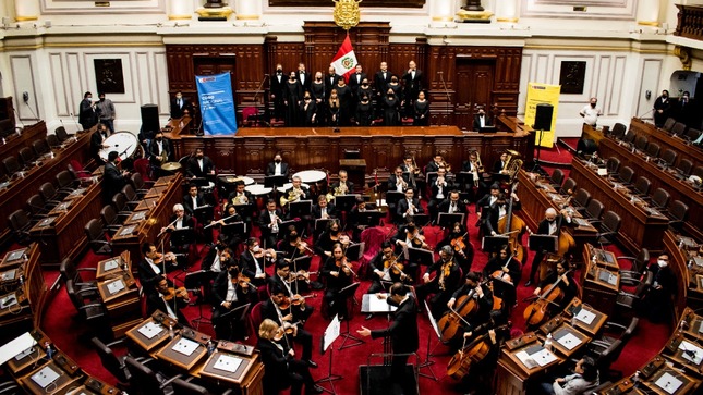 El Coro Nacional, la Orquesta Sinfónica Nacional y la Orquesta Sinfónica Nacional Juvenil Bicentenario se sumaron a las actividades del aniversario.