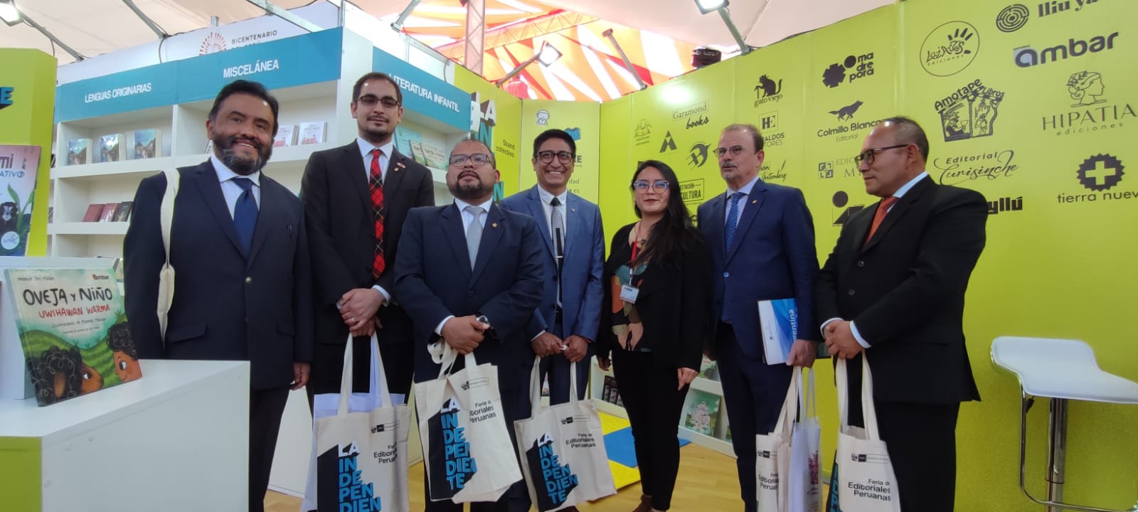 Arequipa: Ministerio de Cultura participa en la Feria Internacional del Libro con estand colectivo de La Independiente