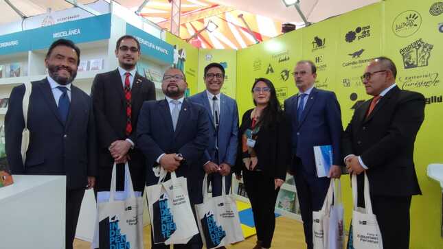 Arequipa: Ministerio de Cultura participa en la Feria Internacional del Libro con estand colectivo de La Independiente