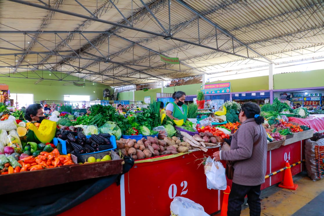 Imagen del mercado de abastos de Reque