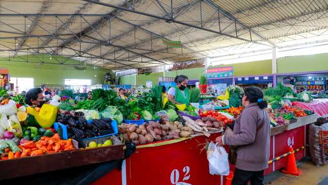 Imagen del mercado de abastos de Reque