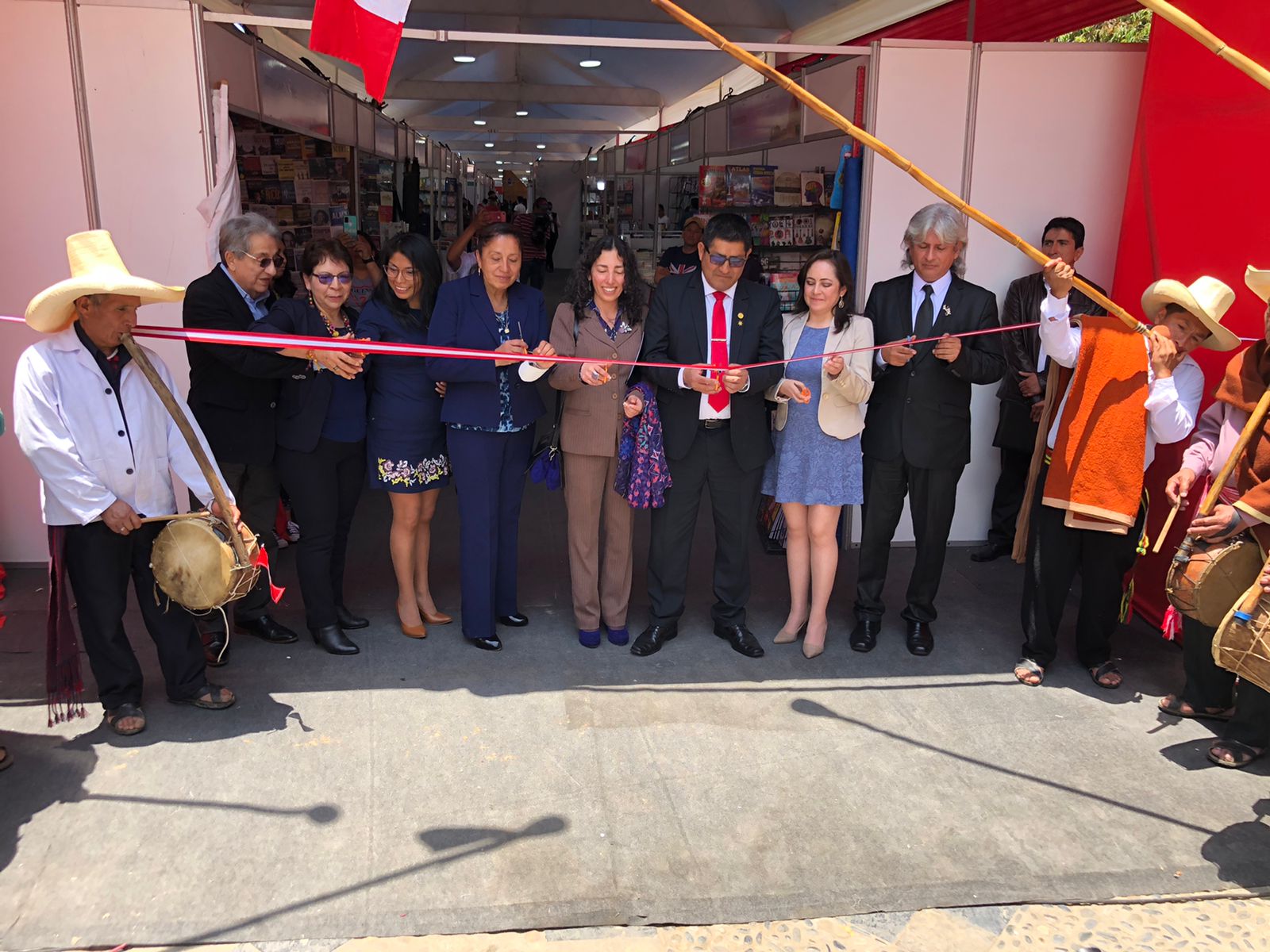 Viceministra de Patrimonio Cultural e Industrias Culturales inaugura la VII Feria del Libro de Cajamarca
