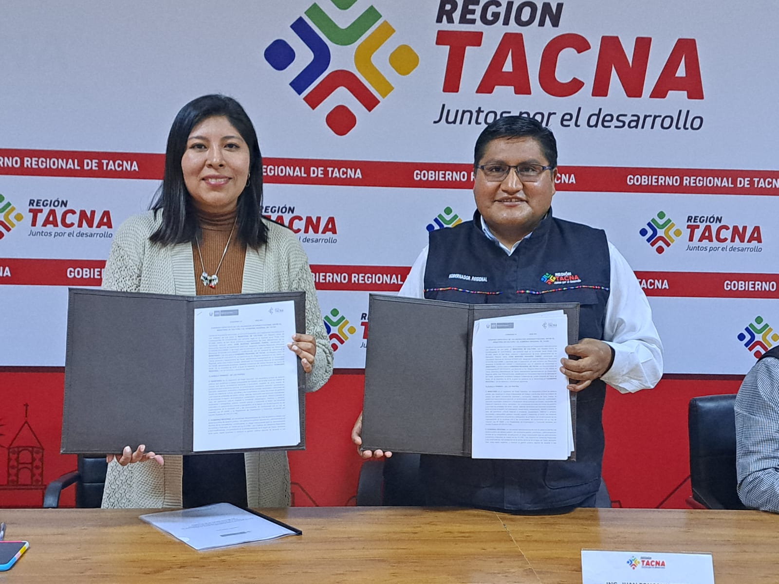Ministra de Cultura firmó convenios con el Gobierno Regional y la Corte Superior de Justicia de Tacna