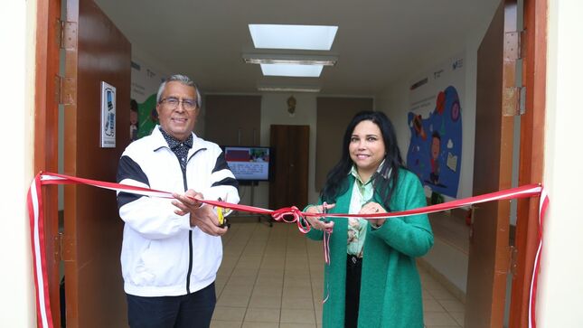 Inauguración de sala de Inabif