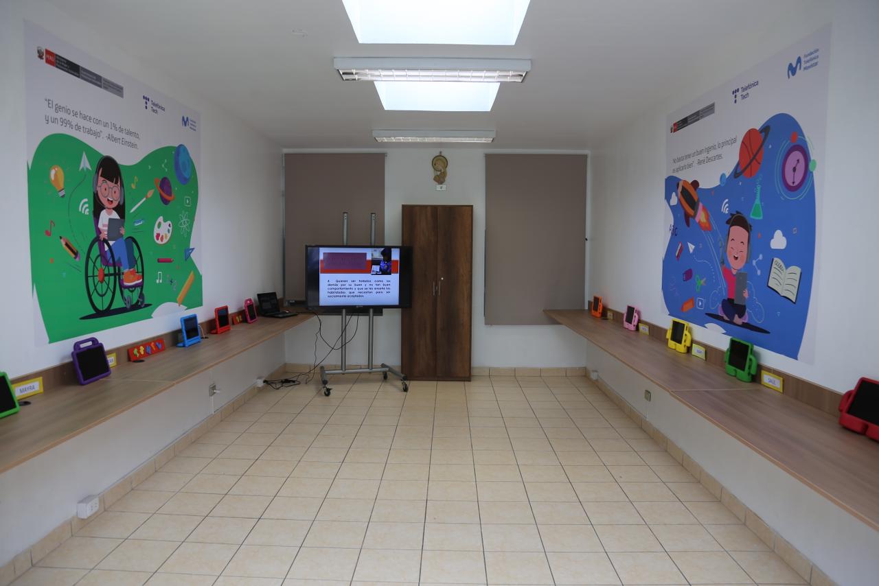 Inauguración de sala de Inabif