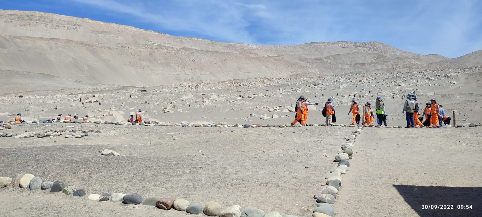 Arequipa: Se iniciaron los trabajos de limpieza y recuperación del Repositorio de Petroglifos en el Valle de Majes