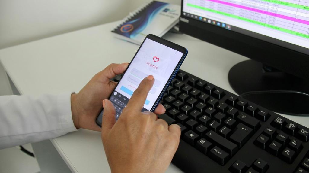 INEN usa aplicativo móvil para prevenir abandono de tratamiento en pacientes oncológicos pediátricos