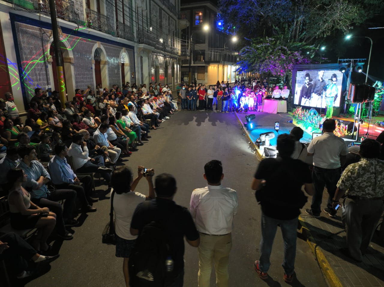 Archivo imagen .jfif, título de imagen Pobladores disfrutaron de las actividades artísticas y del reconocimiento a empresarios
