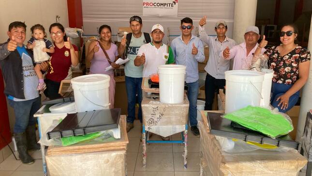 Archivo de imagen .jfif, título de imagen GOREL CONTINÚA IMPLEMENTACIÓN A GANADORES DE PROCOMPITE EN ALTO AMAZONAS