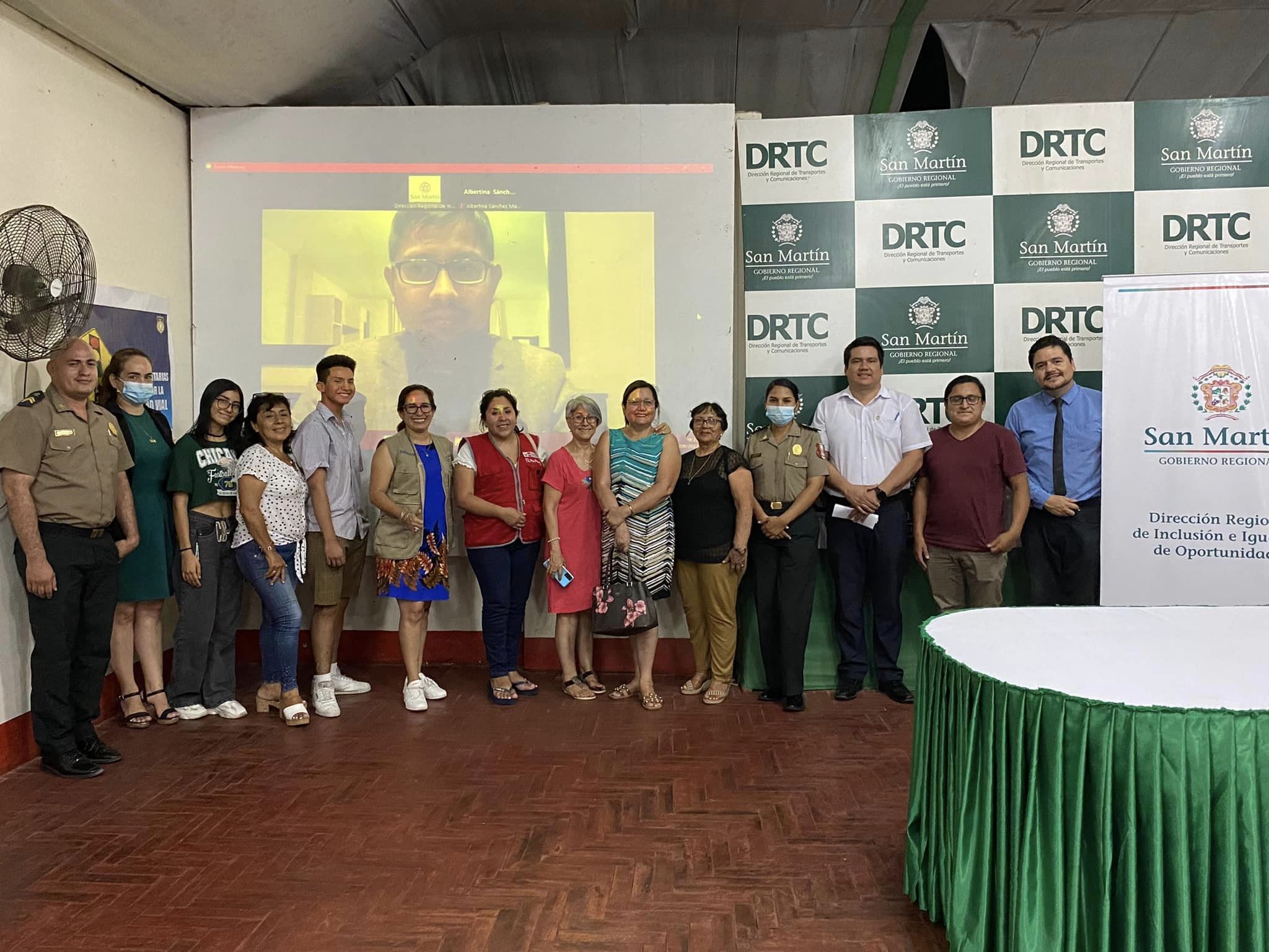 Participantes de la última sesión ordinaria de la Instancia Regional de Concertación para Prevenir, Sancionar y Erradicar la Violencia contra la Mujer y los Integrantes del Grupo Familiar 