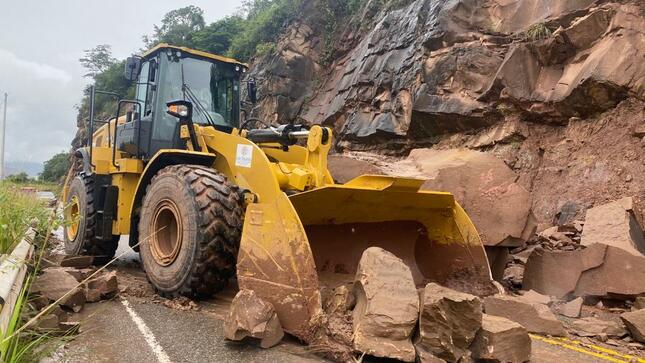 Pool de maquinaria ha intervenido más 3 mil 800 kilómetros de vías.
